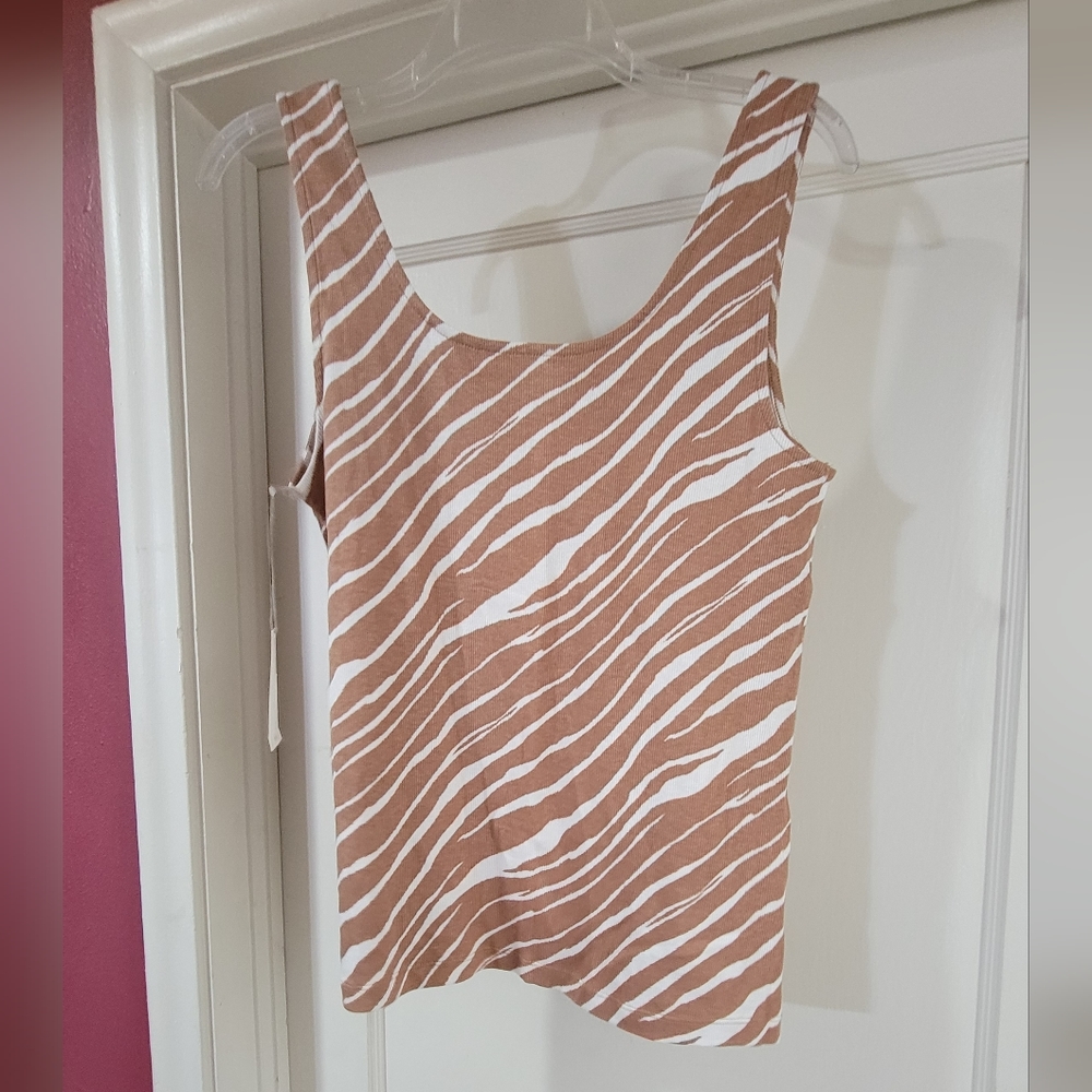 Zebra Print Tank Top - Picture 2 of 3